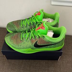 Nike Mamba Rage Grinch Sneakers.  RARE